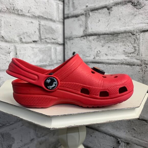 Crocs Classic Clogs Red with Jibbitz NHL Calgary Flames Charms Size 8 9 - Picture 3 of 9